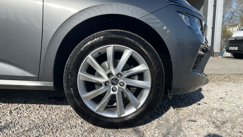 Skoda Kamiq 1.0 TSI SE 5dr Petrol Hatchback